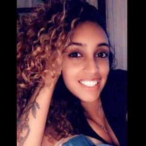 Meet your Posher, Christina